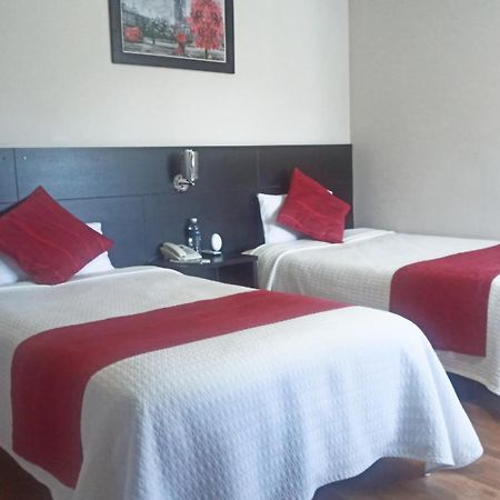 Hotel Versailles Ambato Luaran gambar