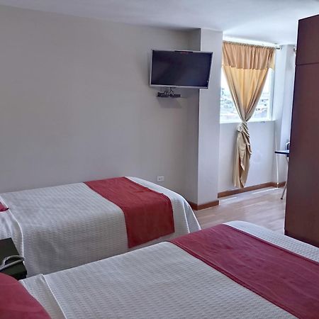Hotel Versailles Ambato Luaran gambar