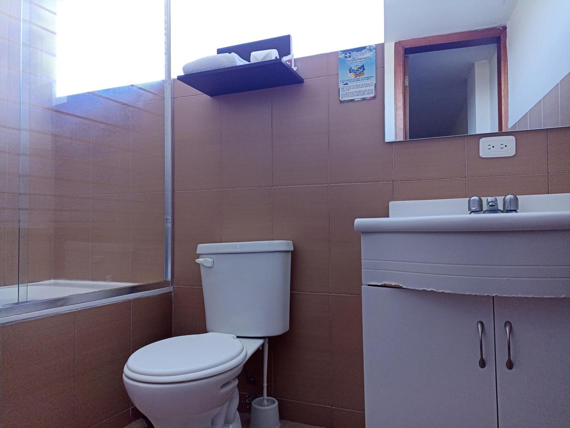 Hotel Versailles Ambato Luaran gambar