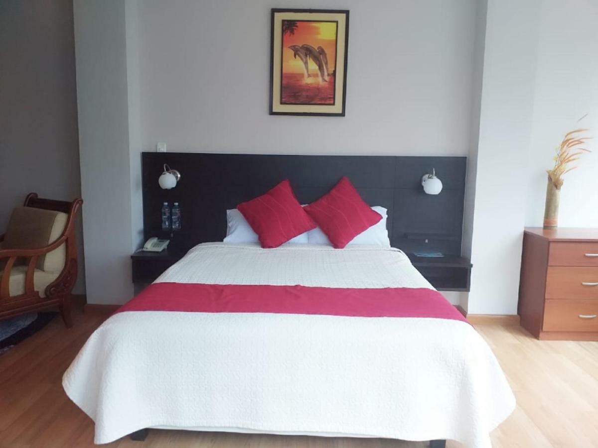 Hotel Versailles Ambato Luaran gambar